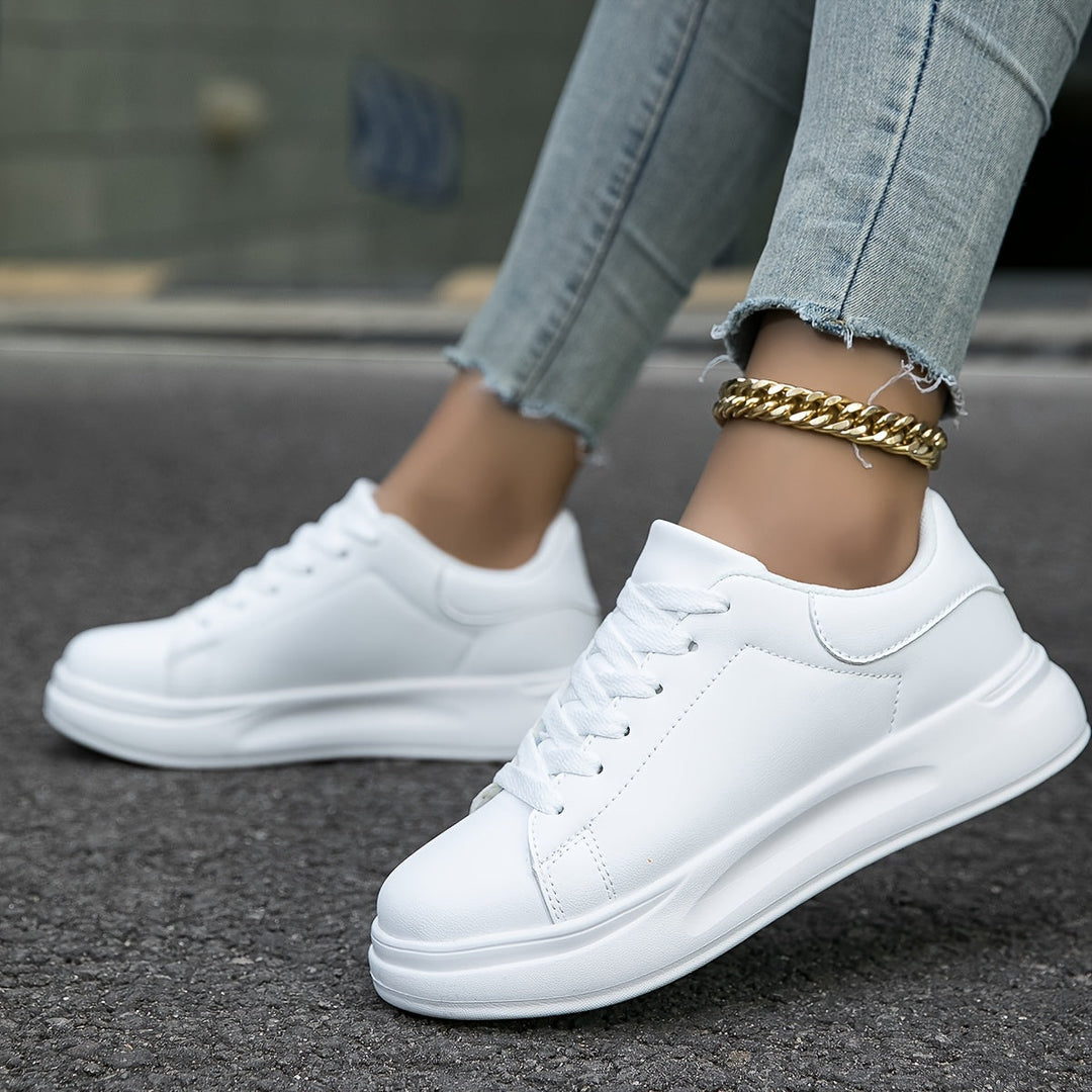 Sneaker - Bequeme weiße Sommerschuhe für Einlage
