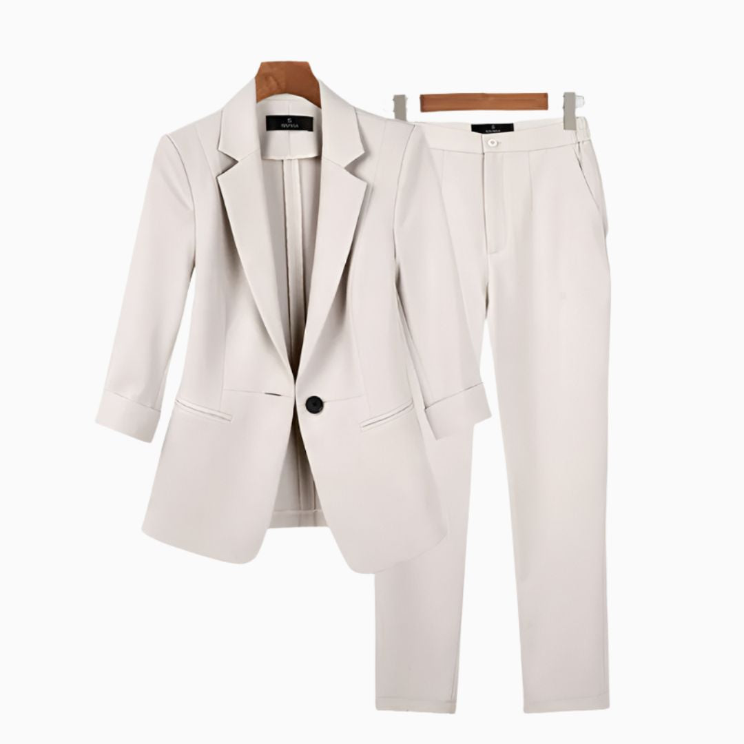 Hoseangzug für Damen - Stilvoller Zweiteiler mit Blazer und Stoffhose