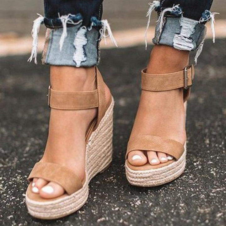 Loscana Keilsandalen - Elegante Frauenschuhe mit Gürtel