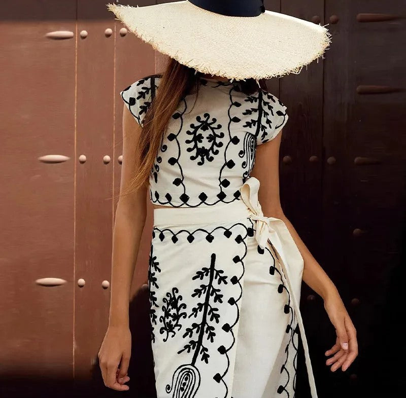 Boho-Style-Zweiteiler - Elegantes Crop-Top mit Rock für den Sommer