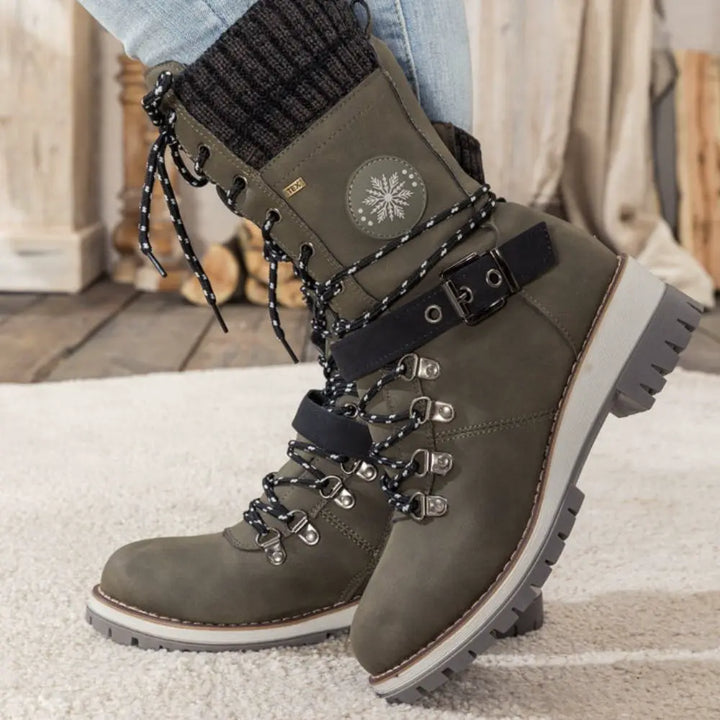 Gefütterte Winterstiefel Damen - Bequeme Schnürboots mit Plateau-Sohle & Strickbund