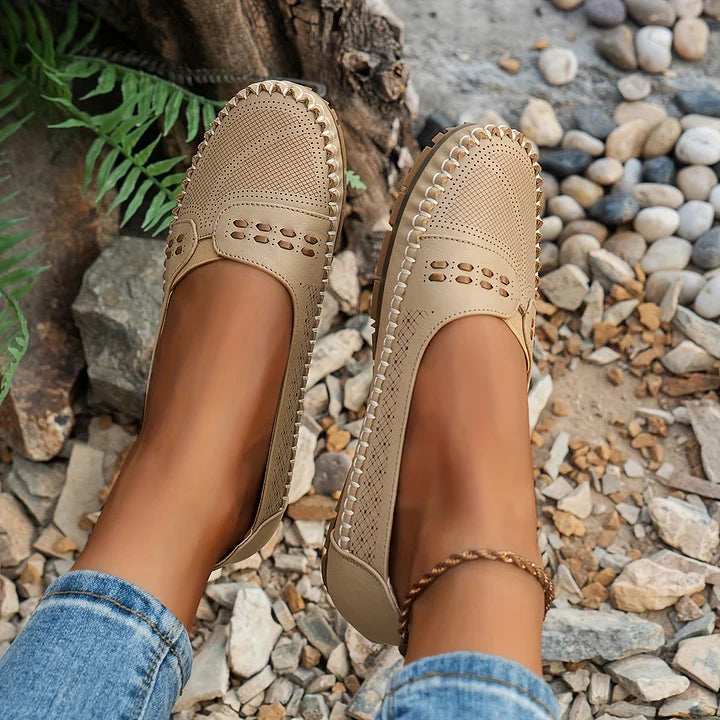 Mokassins für Damen - Bequeme Halbschuhe mit Lochmuster