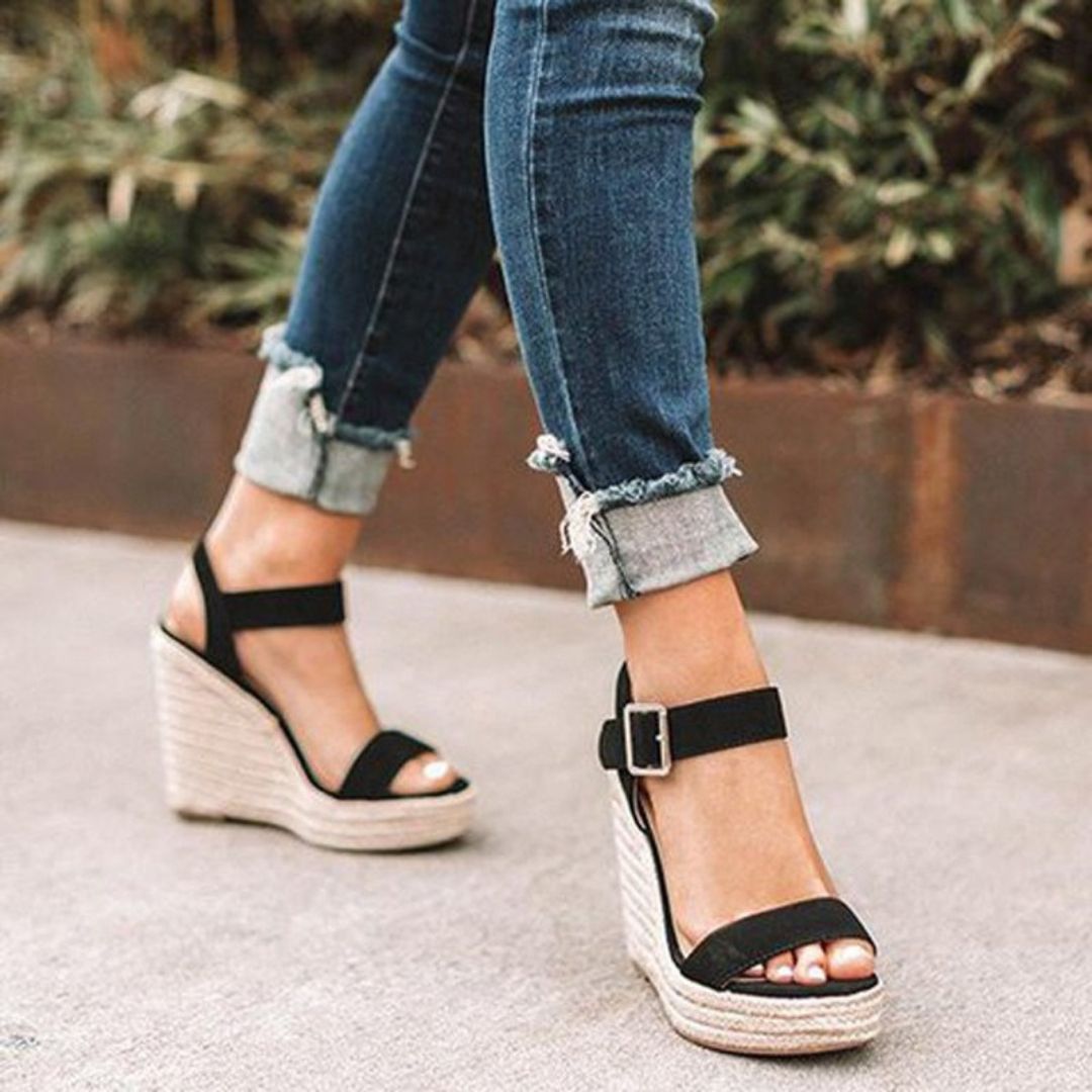 Loscana Keilsandalen - Elegante Frauenschuhe mit Gürtel