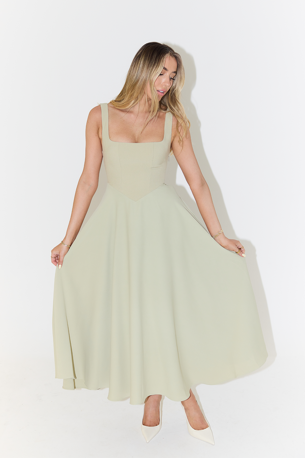 Abendkleid für Damen - Elegantes Midi-Trägerkleid für Sommer