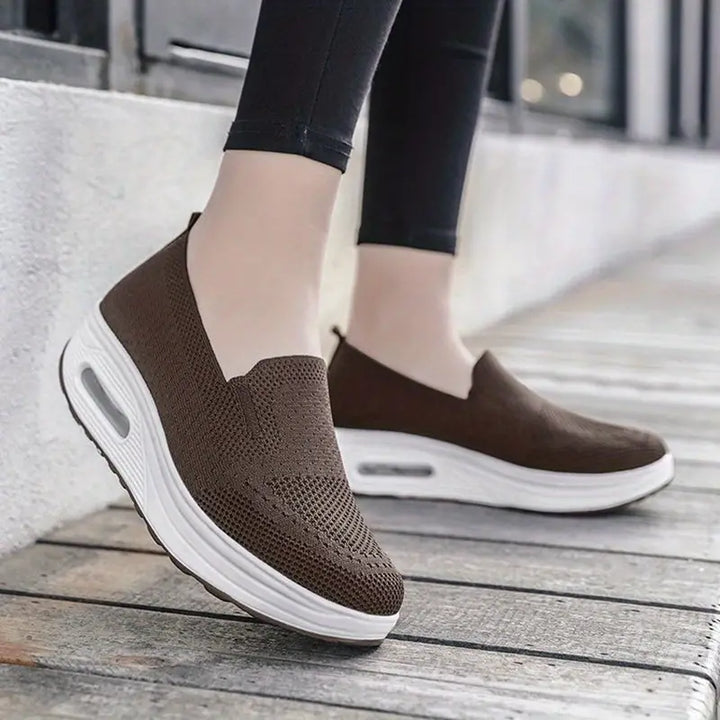 ActivaFit Sneaker für Damen - Modische orthopädische Halbschuhe