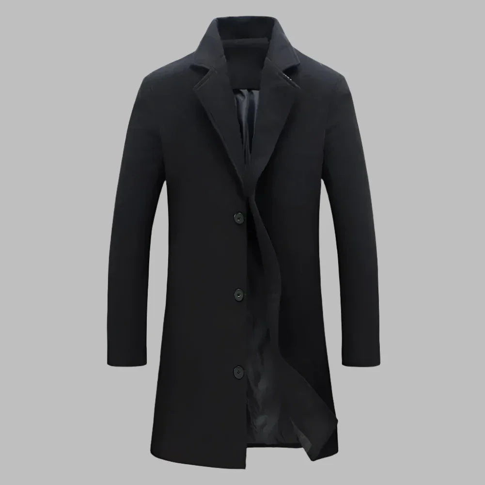 Schwarzer Herrenmantel, elegantes Design, dreifach geknöpft, langer Schnitt, ideal für Herbst und Winter, stilvolle Herrenmode.
