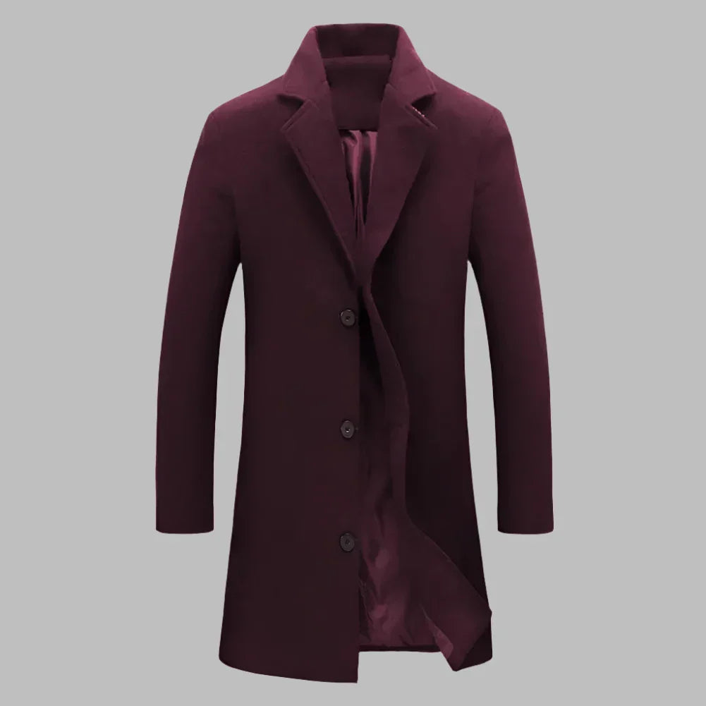 Burgunderroter Herrenmantel aus Wolle, elegant und stilvoll, mit Knopfleiste und Reverskragen, ideal für Herbst- und Wintermode.