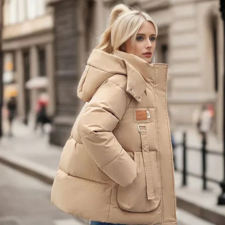 Damen Winterjacke – Warmer Daunenmantel mit Kapuze für kalte Tage