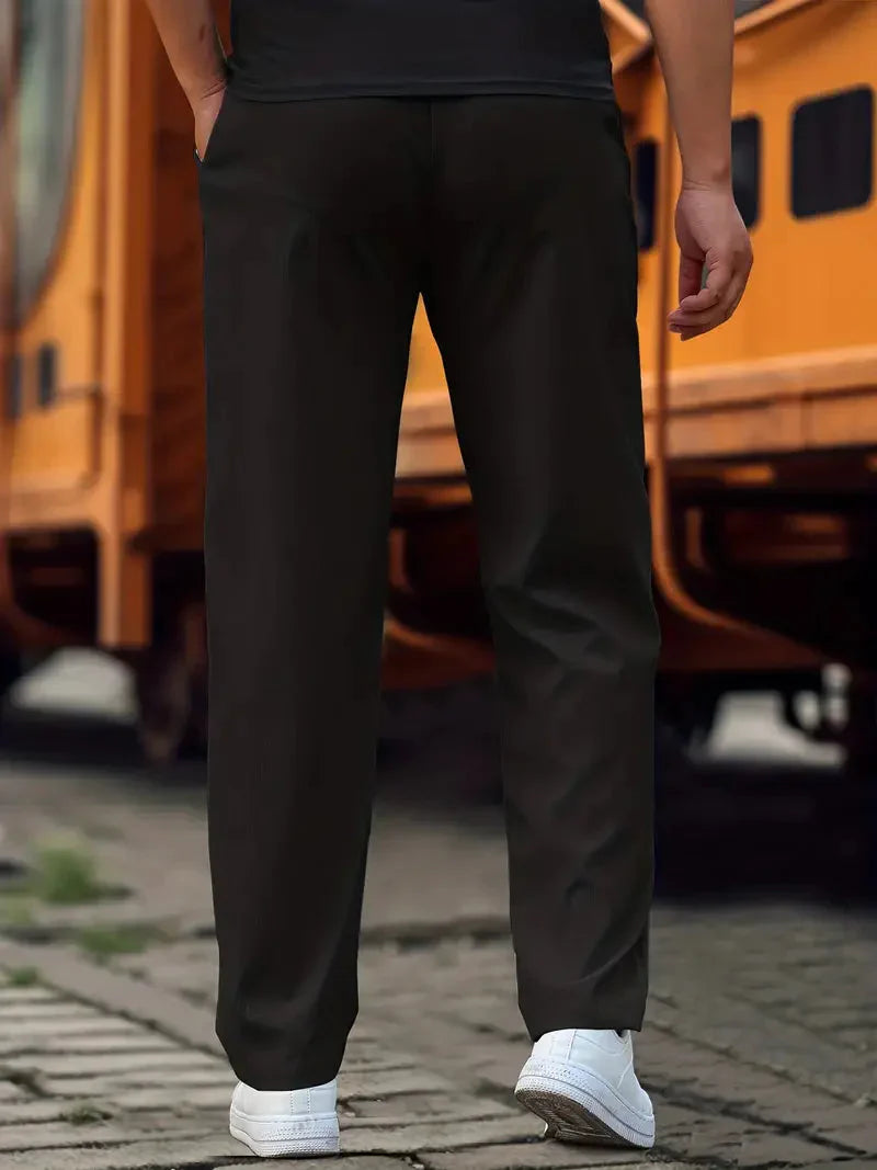 Eleven Jogger | Lässige locker sitzende elastische Stretch Jogginghose für Herren