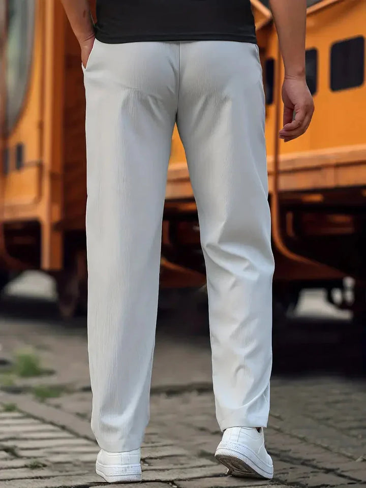 Eleven Jogger | Lässige locker sitzende elastische Stretch Jogginghose für Herren