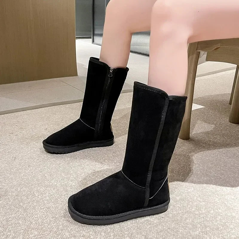 Hohe Winterstiefel für Damen - Gefütterte Schlupfstiefel mit dickem Warmfutter - Lässige Fell-Boots für den Winter