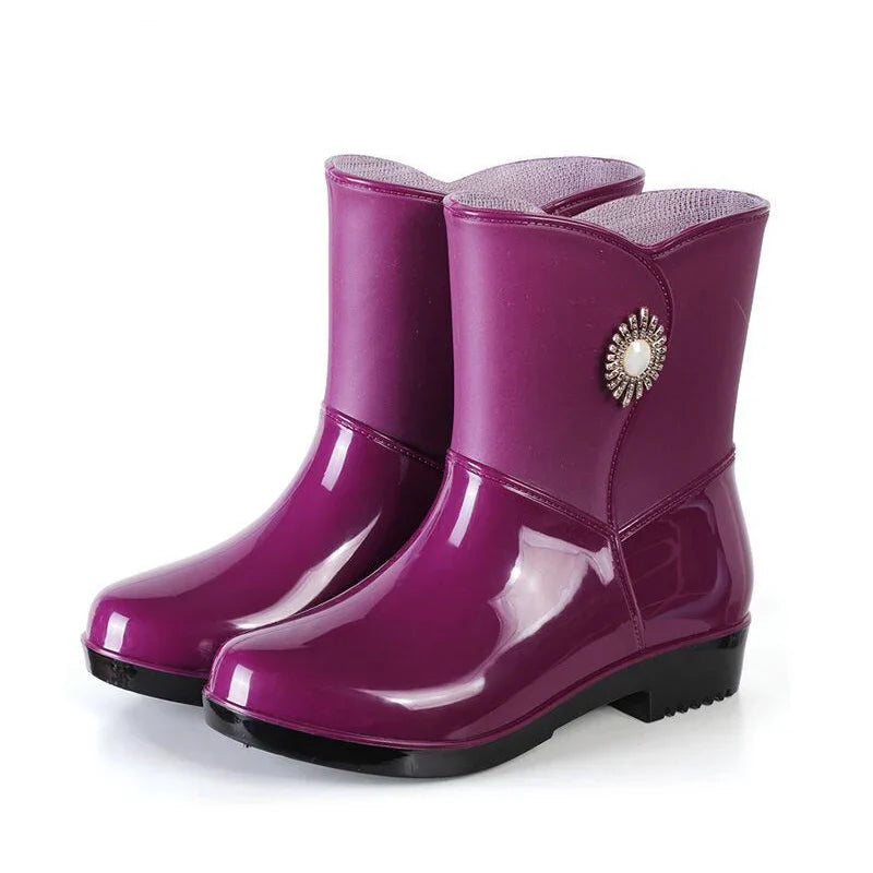 Regenstiefel für den Herbst - Wasserdichte Gummistiefel mit Blumen-Dekor und Profilsohle für Damen