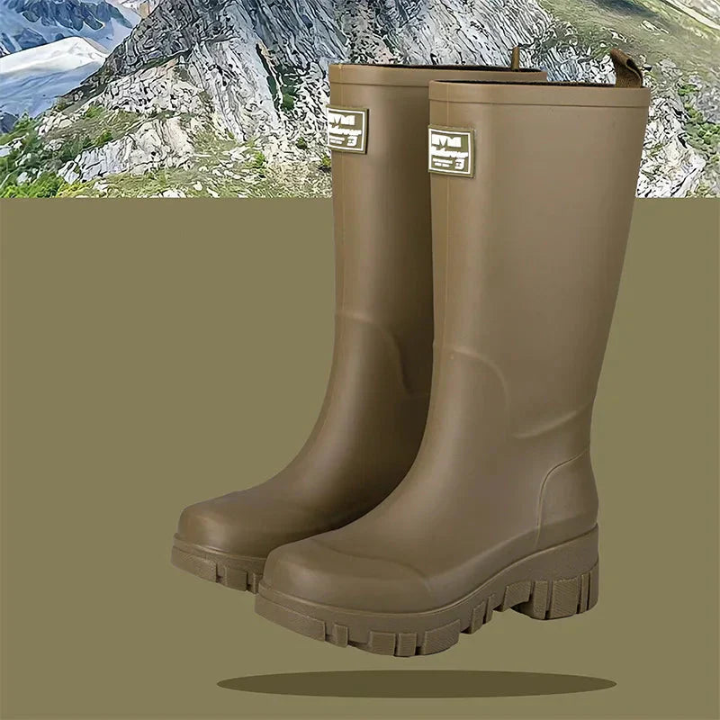 Regenstiefel für den Herbst - Schwarze Chelsea Gummistiefel mit Blockabsatz und Profilsohle für Damen