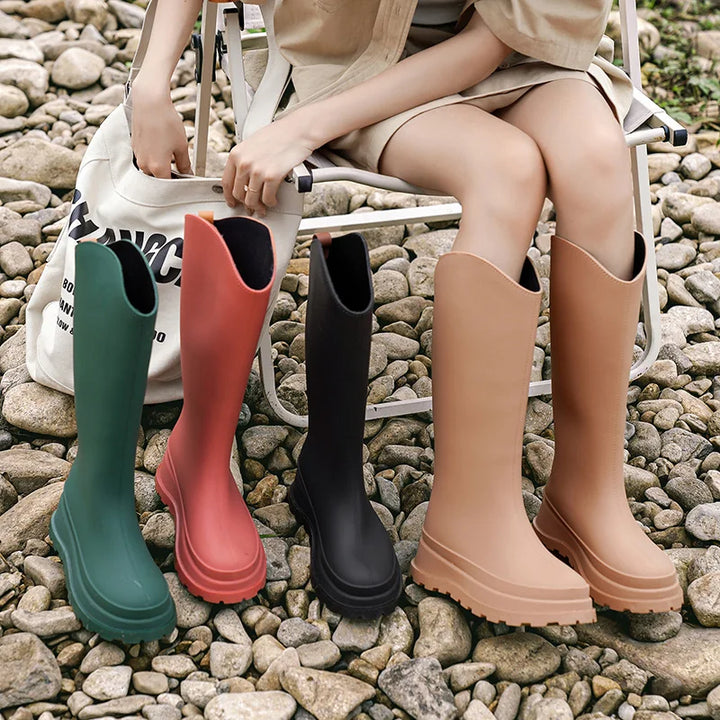 Regenstiefel für den Herbst - Wasserdichte hohe Gummistiefel mit rutschfester Komfort Sohle für Damen