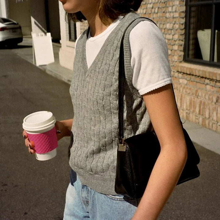 Pullunder für den Herbst - Ärmellose Kürze Strickpullover mit Zopfmuster und V-Ausschnitt für Damen