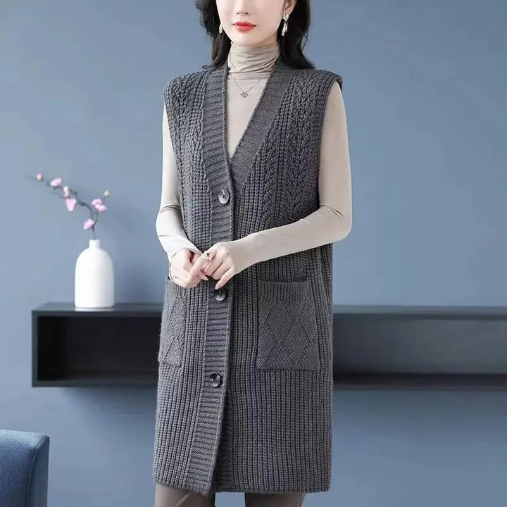 Ärmellose Strickweste für den Herbst - Knielange Cardigan mit Knöpfen und Seitentaschen für Damen