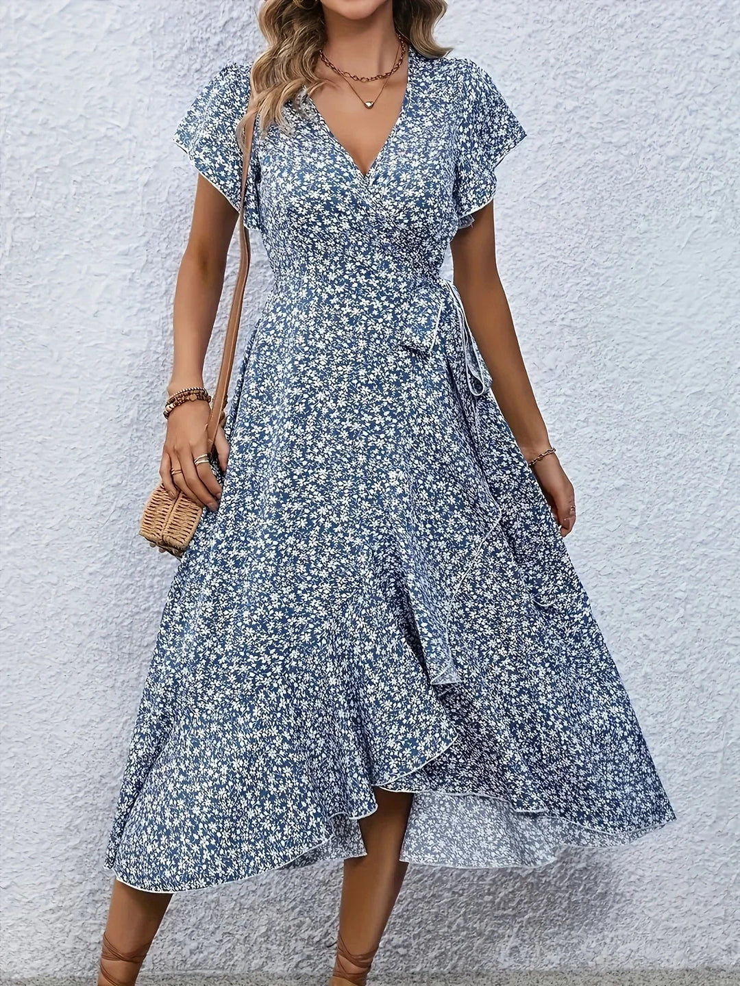 Wickelkleid für Damen - Luftiges Sommerkleid mit Blumenmuster und Volantärmeln
