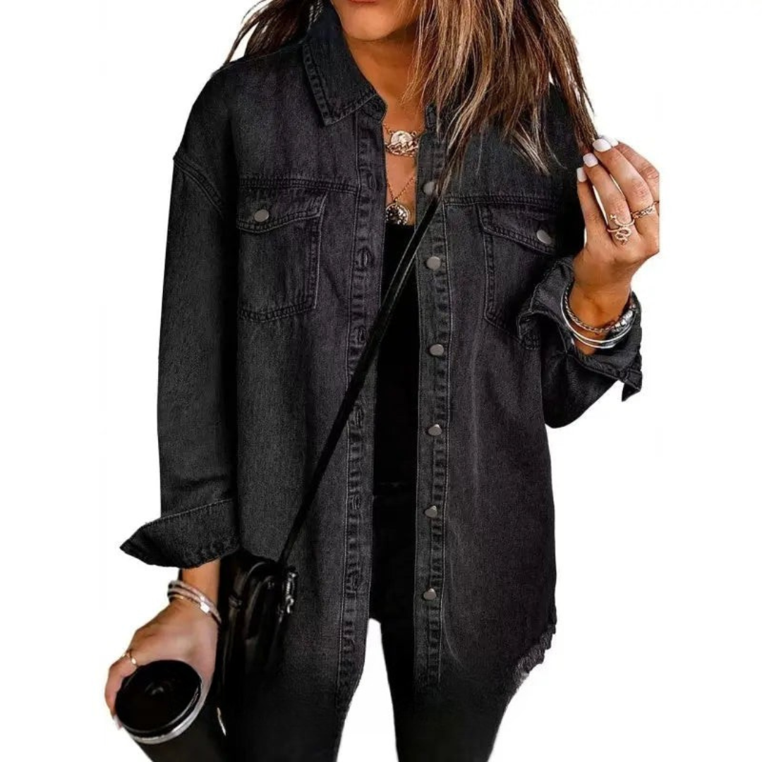Jeansjacke für das ganze Jahr - Oversized Denim Jacke mit Brusttaschen und Knopfleiste für Damen