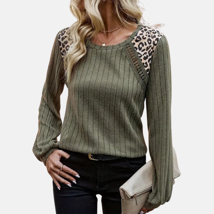 Strickpullover für Herbst & Winter - Rippstrick Sweater mit Leoparden-Details und Rundhals für Damen
