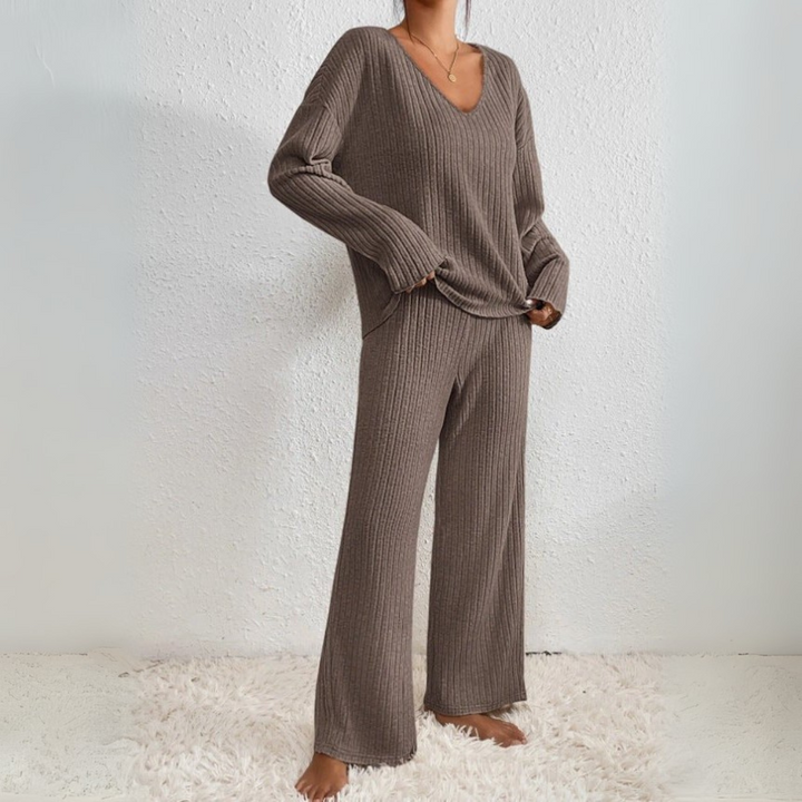 Zweiteiliges Lounge-Set für Damen - Stilvolle Winter Pullover und Hosen Set