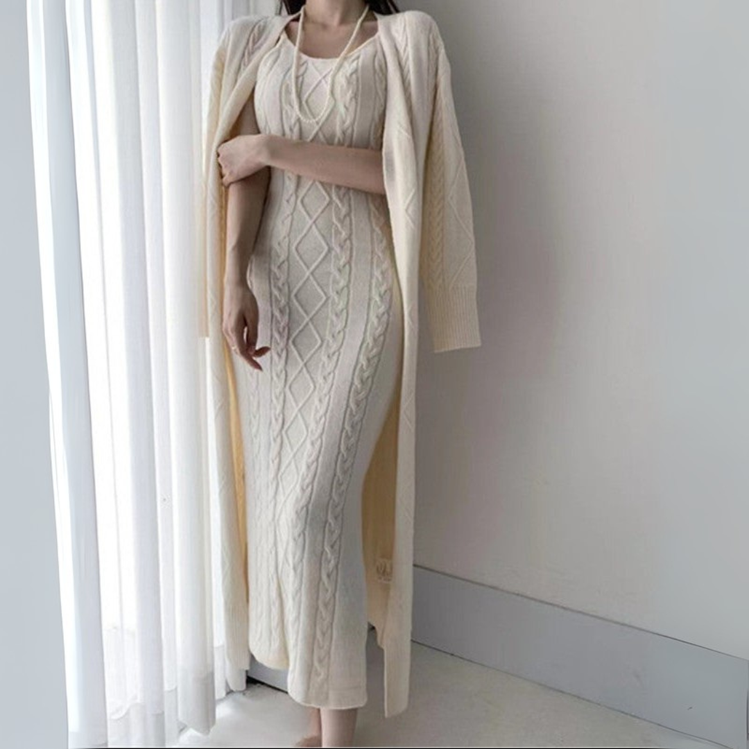 Mila Winter Co-ord Set | 2-teiliges Set mit kombiniertem Strickkleid und warmer Strickjacke