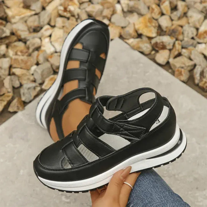 Sandaletten für Damen - Bequeme Platform Sandalen mit Klettverschluss