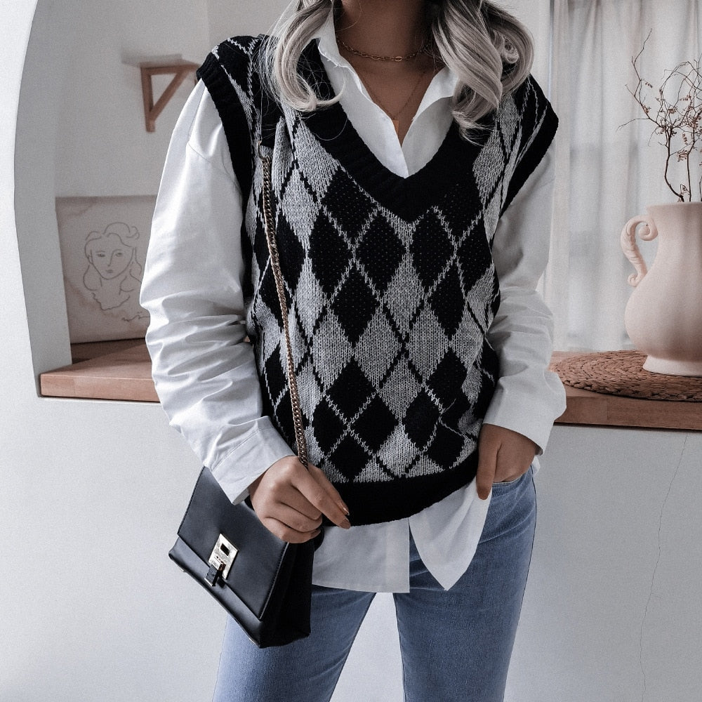Pullunder für den Herbst - Karrierte Strickpullover mit V-Ausschnitt für Damen