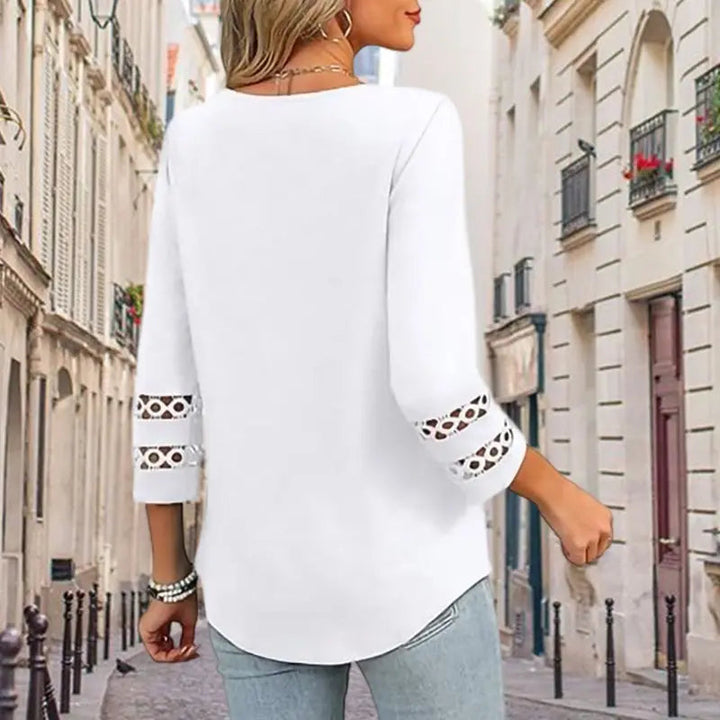 Pullover für Herbst & Winter - Langarm Shirt mit V-Ausschnitt und Spitzendetails für Damen
